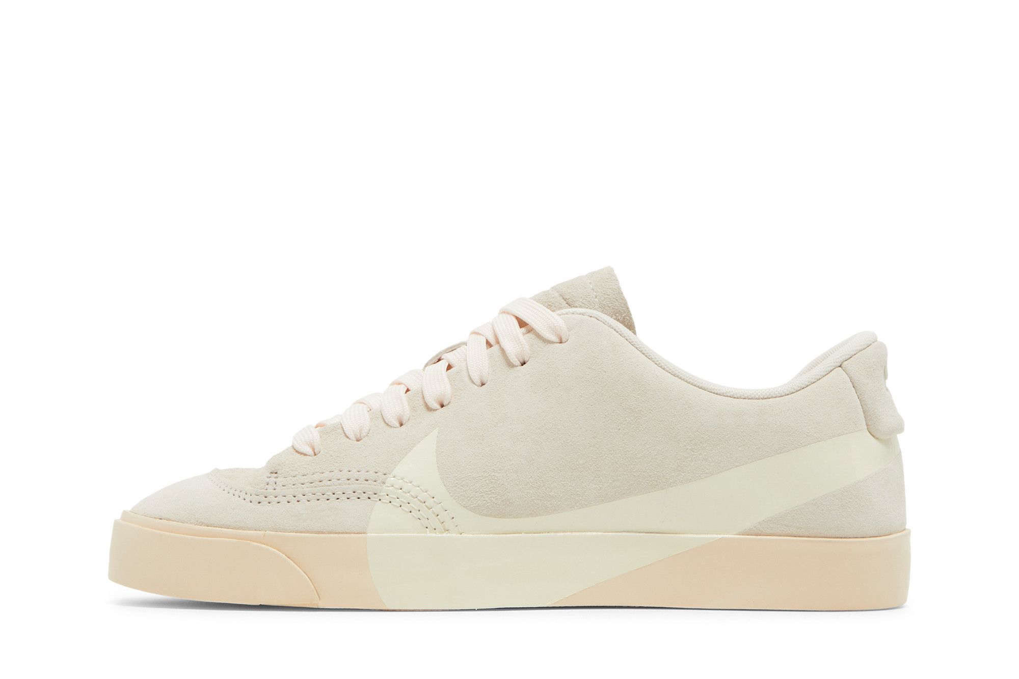 Size 5.5 Wmns Blazer City Low LX Guava Ice