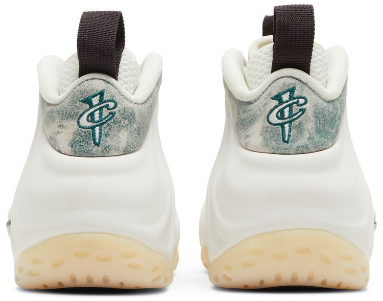 Nike Wmns Air Foamposite One Summit White