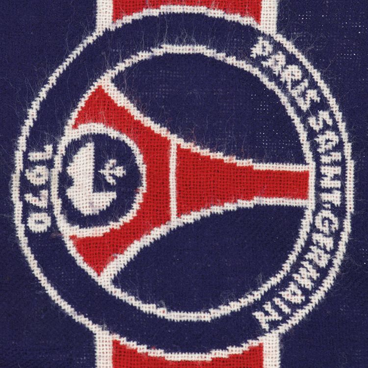 Vintage Paris Saint Germain 1970 Logo Scarf NavyRedWhite