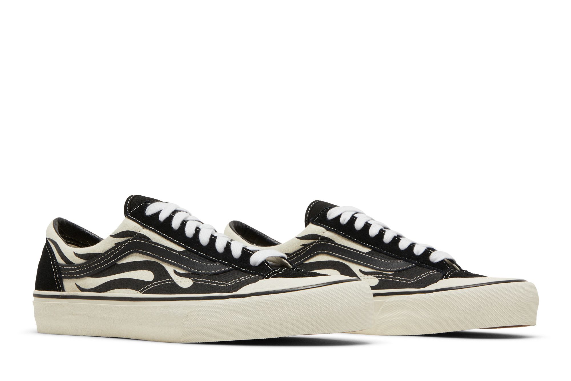 Vans flame style 36 on sale