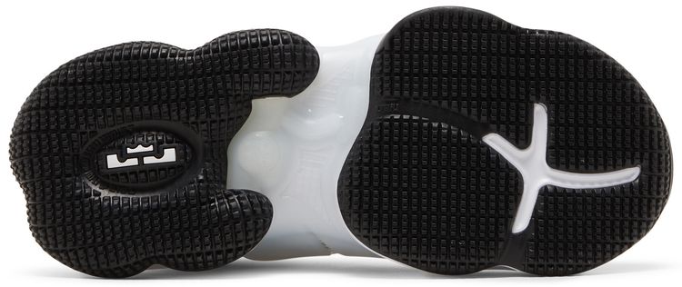 Nike LeBron 19 GS Sketch