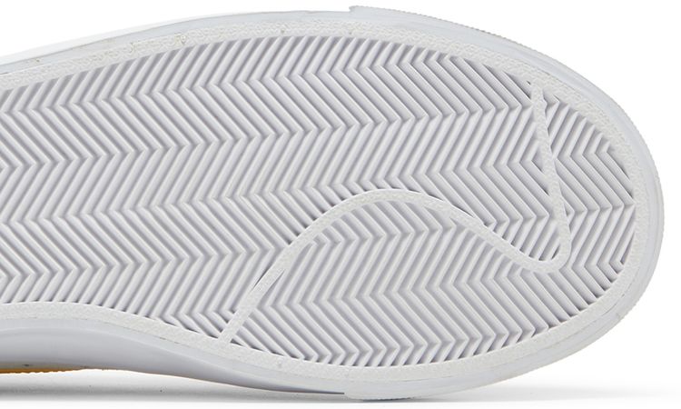 Nike Blazer SB Low Tan