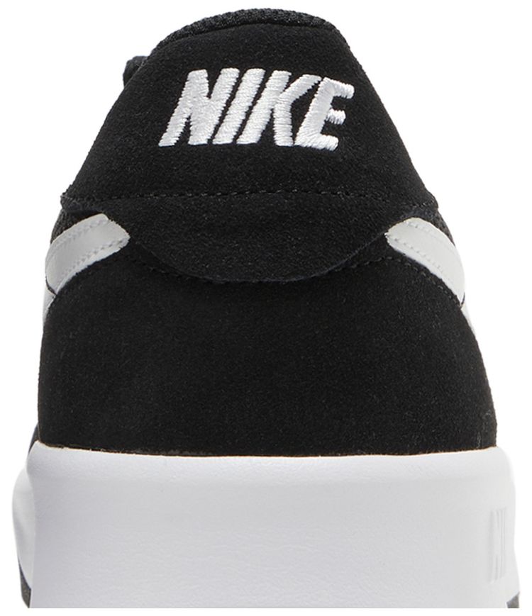 Nike Adversary SB Black White
