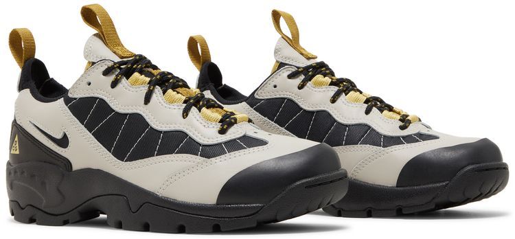 Nike ACG Air Mada Light Bone