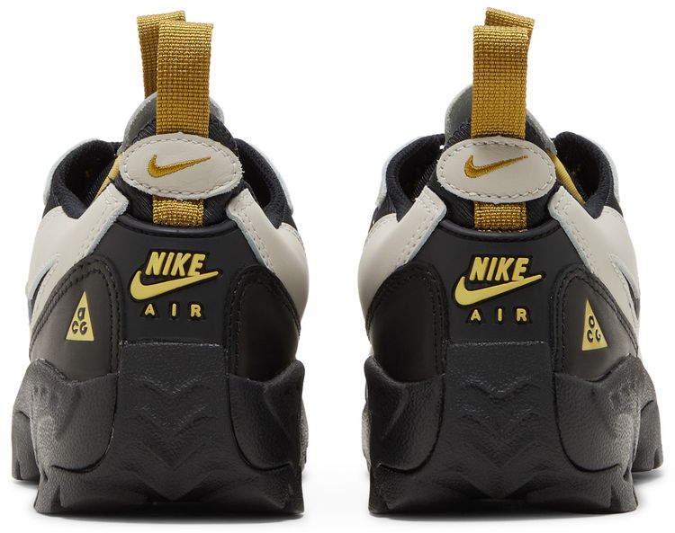 Nike ACG Air Mada Light Bone