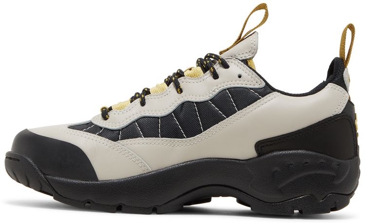 Nike ACG Air Mada Light Bone