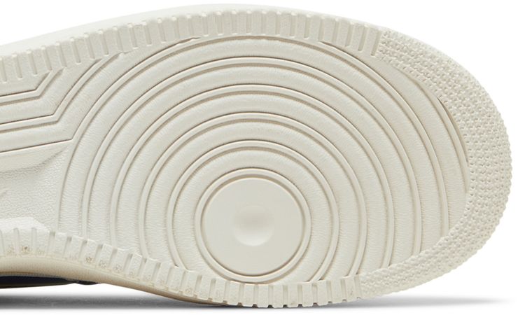 Nike Air Force 1 07 LV8 Sport Warriors