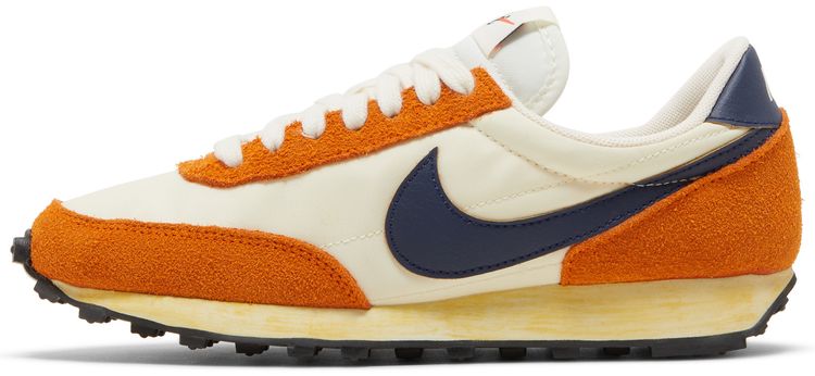 Nike Wmns Daybreak SE Coconut Milk Midnight Orange