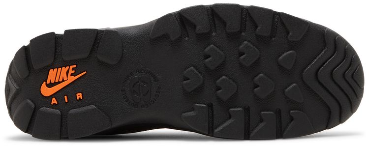 Nike ACG Air Mada Bison