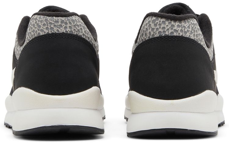 Nike Air Safari LE Black