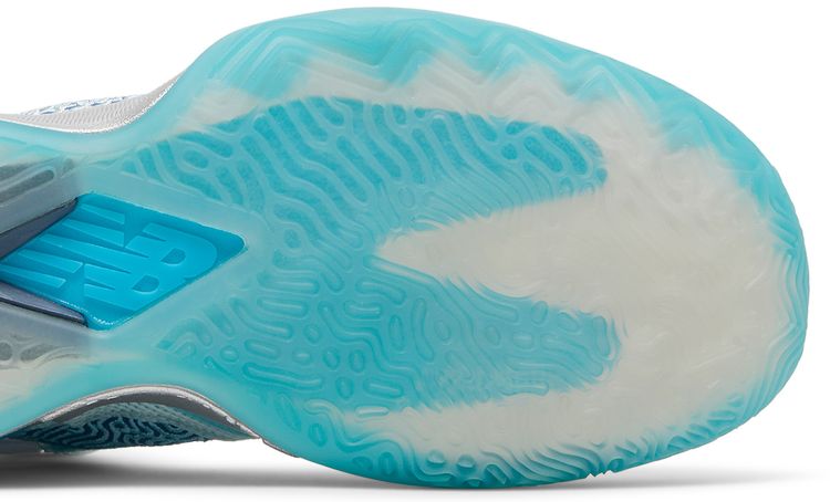 New Balance KAWHI Christmas