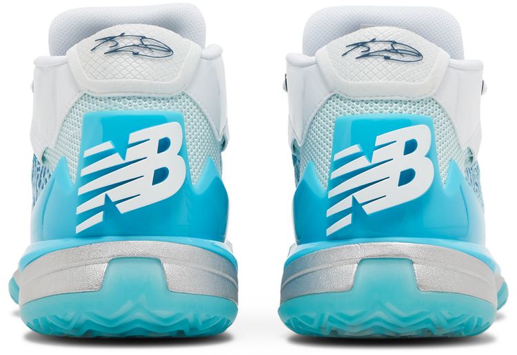 New Balance KAWHI Christmas