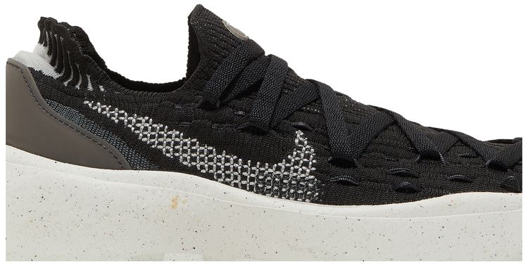 Nike Wmns Space Hippie 04 Oreo
