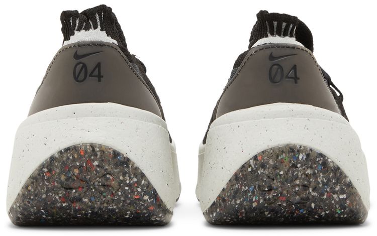 Nike Wmns Space Hippie 04 Oreo