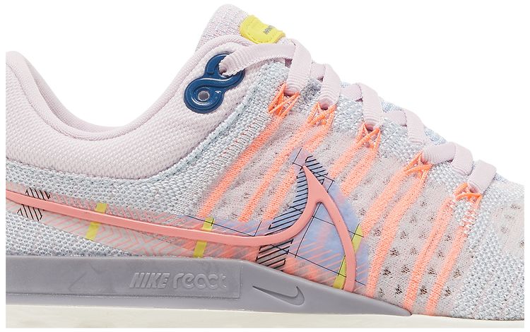 Nike Wmns React Infinity Run Flyknit 2 Premium Pink Foam Blue Tint