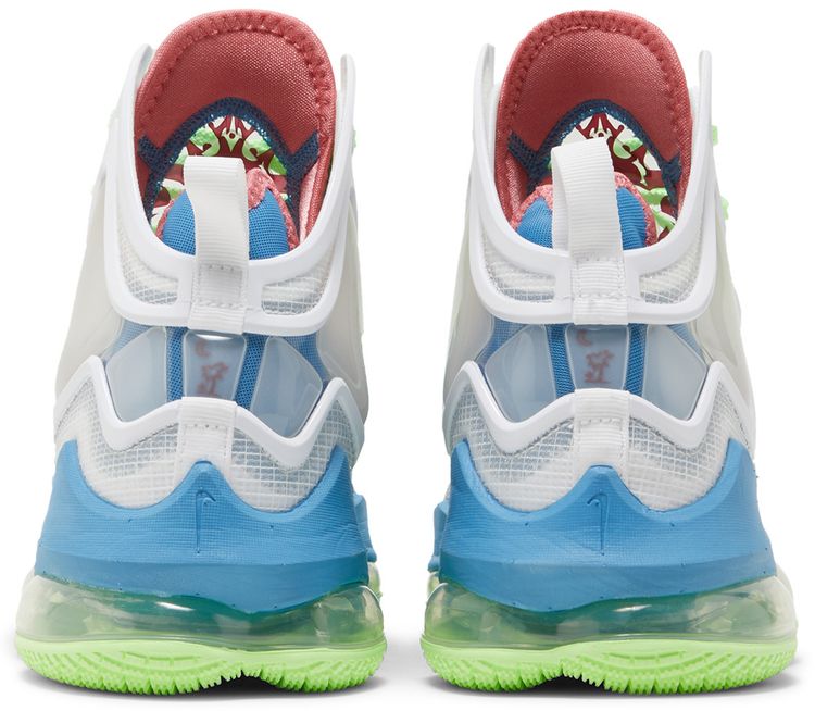LeBron 19 Tropical