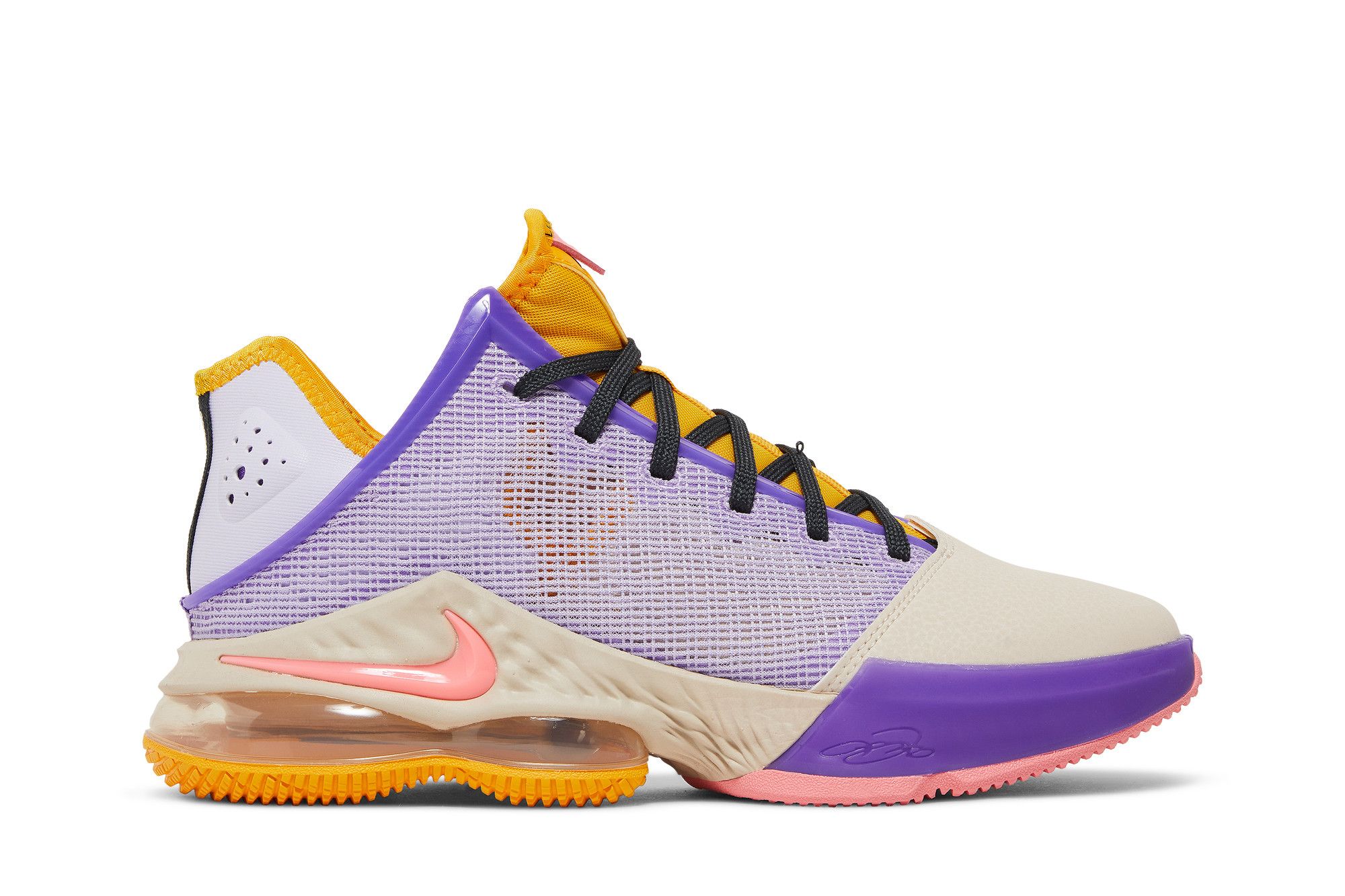 Lebron mismatched shoes sale