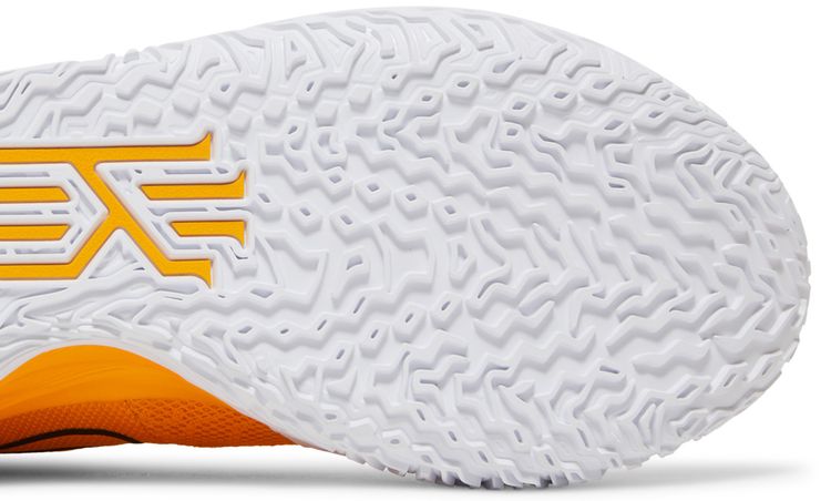 Kyrie 7 TB University Gold