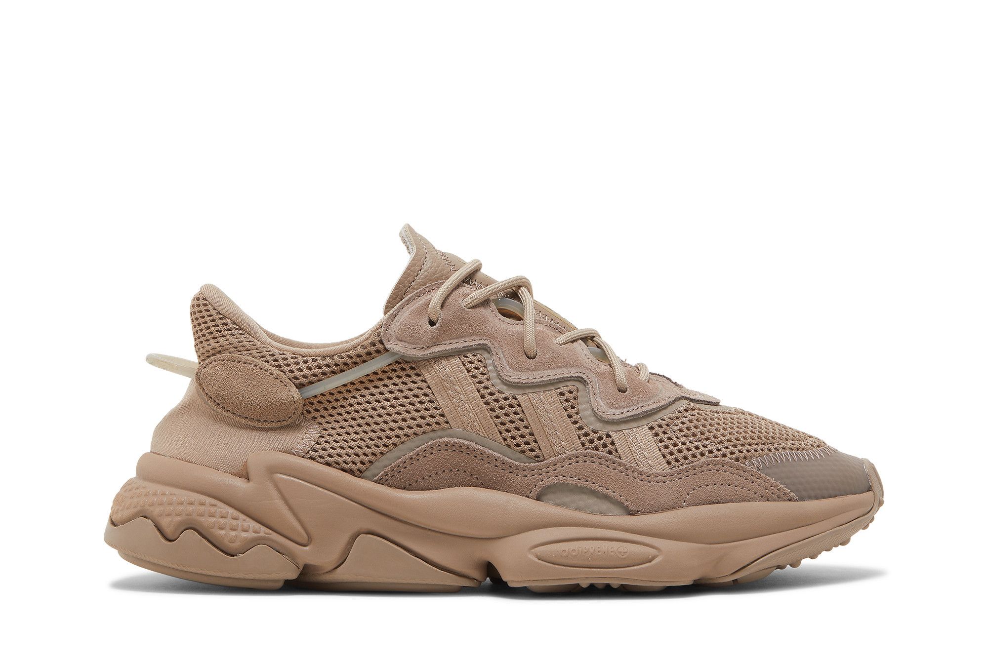 Adidas originals ozweego trainers sale in chalk