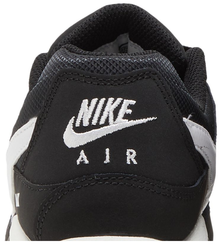 Nike Wmns Air Max Command Black White