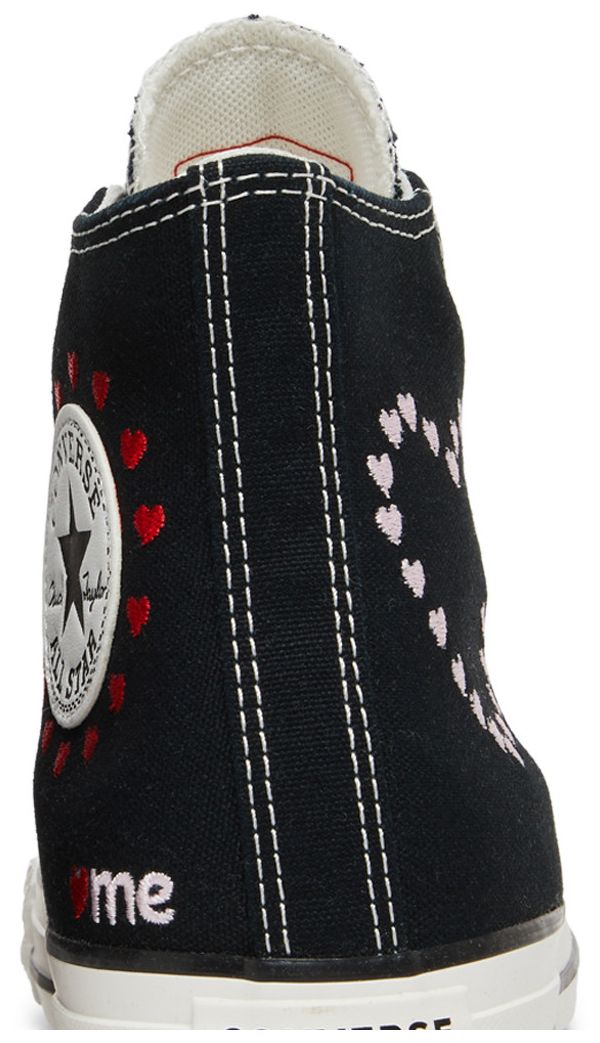 Converse Wmns Chuck Taylor All Star High Embroidered Hearts   Black