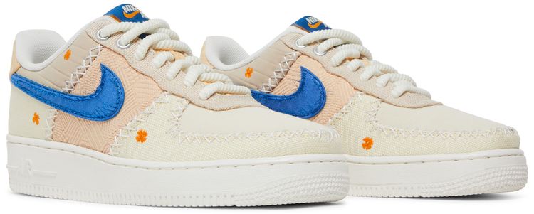 Nike Wmns Air Force 1 07 LA Flea