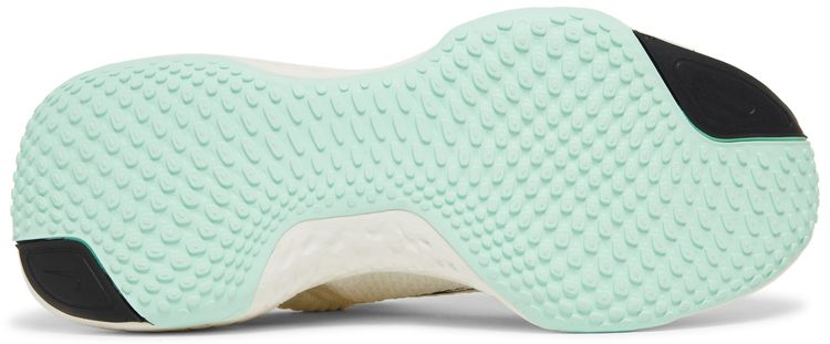 ZoomX Invincible Run Flyknit 2 Sail
