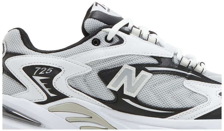 New Balance 725 White Black