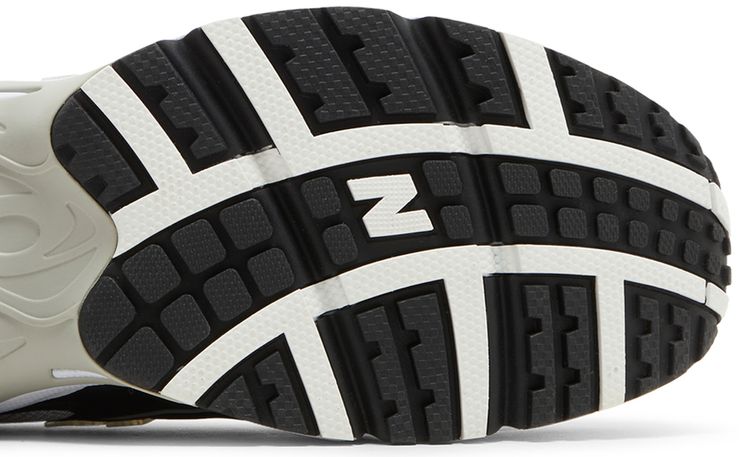 New Balance 725 White Black