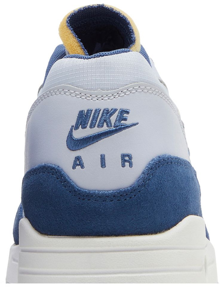 Nike Air Max 1 Ghost Navy