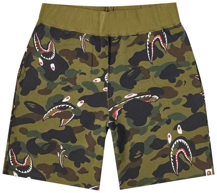 BAPE Shark 1st Camo Wide Sweatshort Green
