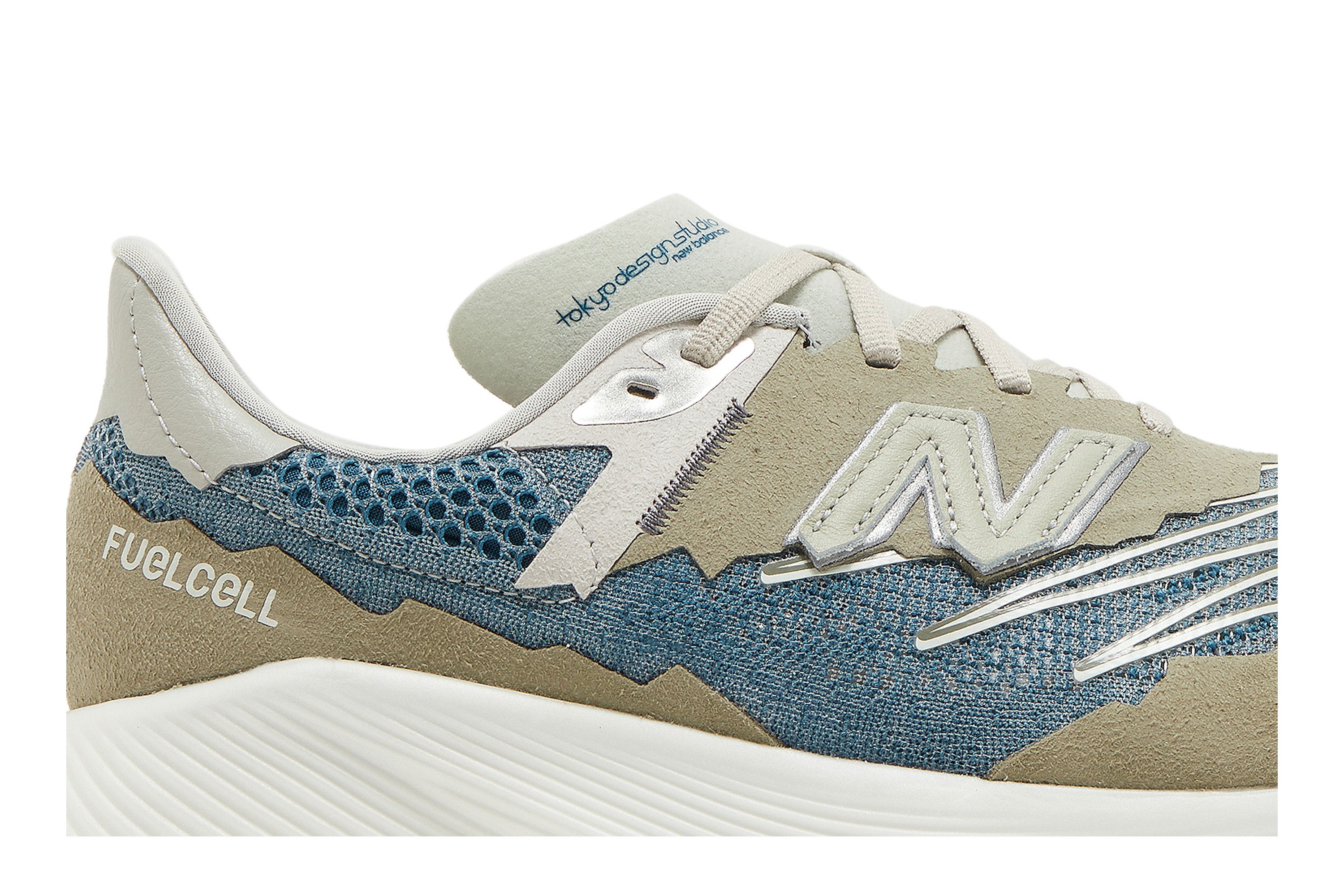 TOKYO DESIGN STUDIO New Balance RC ELITE V2 