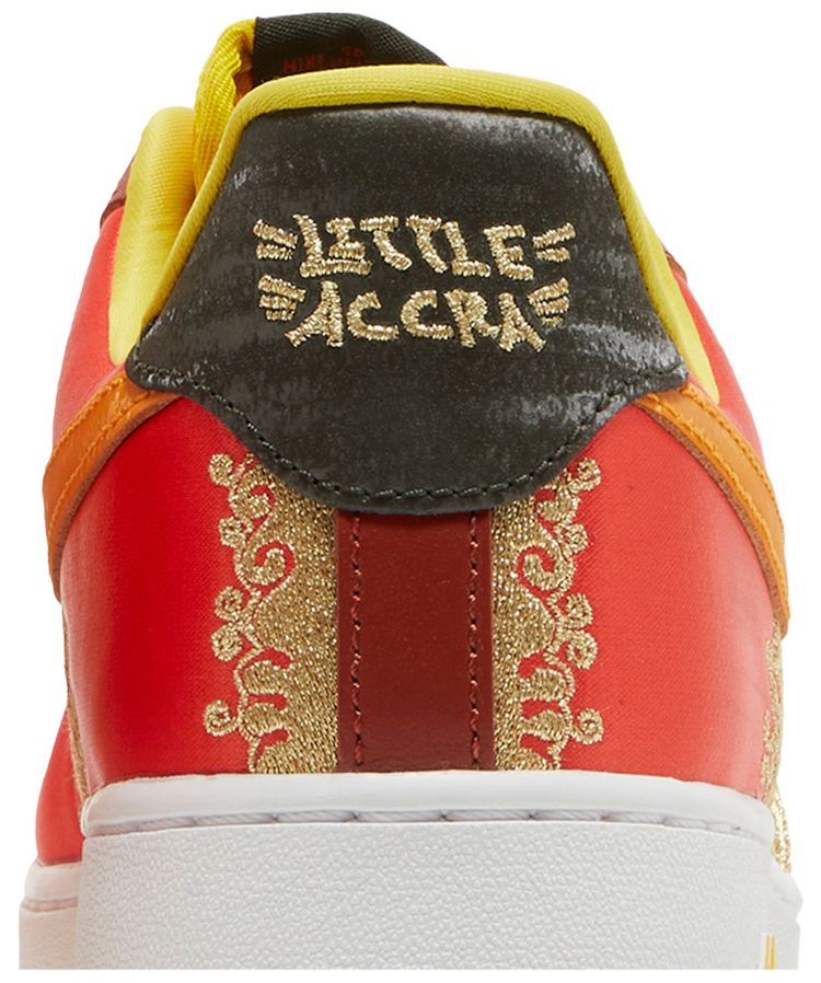 Nike Wmns Air Force 1 07 LV8 Little Accra