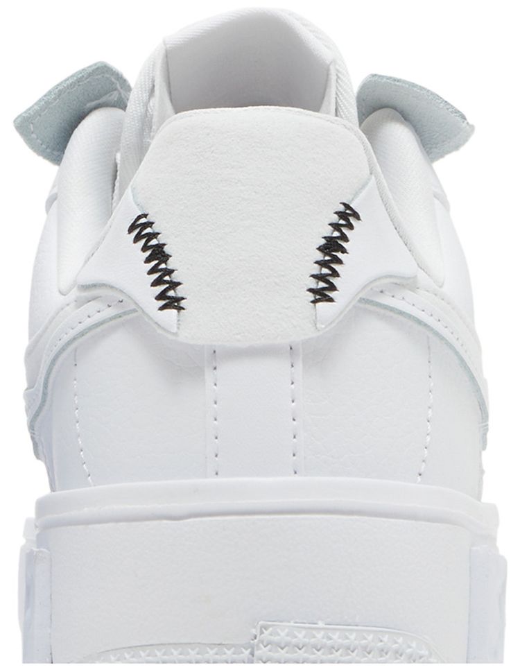 Nike Wmns Air Force 1 Fontanka Triple White