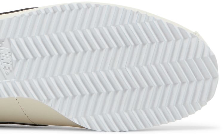 Nike Wmns Classic Cortez Leather Pale Ivory