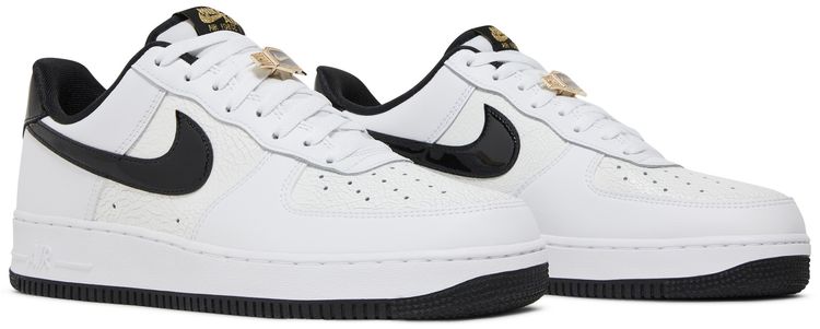 Nike Air Force 1 07 LV8 World Champ