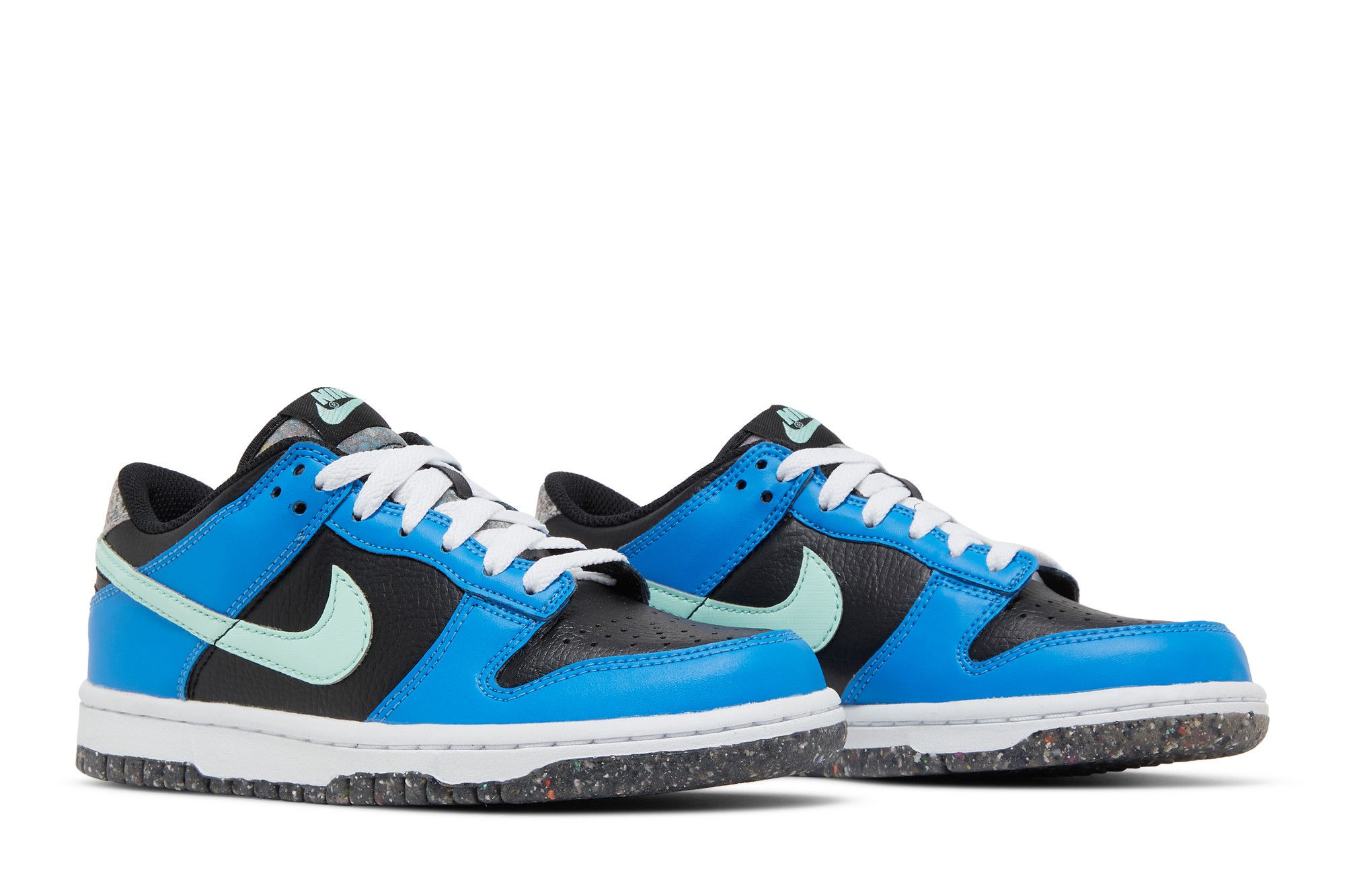 Size 3.5 Dunk Low SE GS 'Black Light Photo Blue Mint Foam'