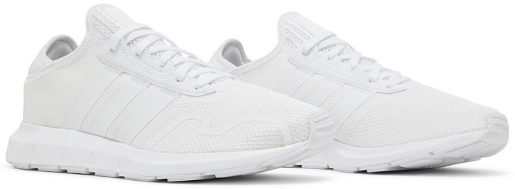 Adidas Swift Run X Triple White