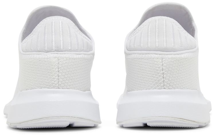 Adidas Swift Run X Triple White