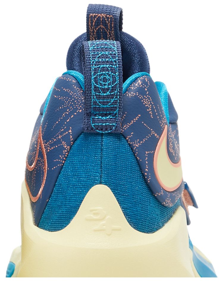 Nike Zoom Freak 3 NRG Valentines Day