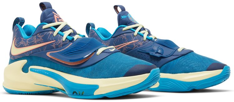 Nike Zoom Freak 3 NRG Valentines Day