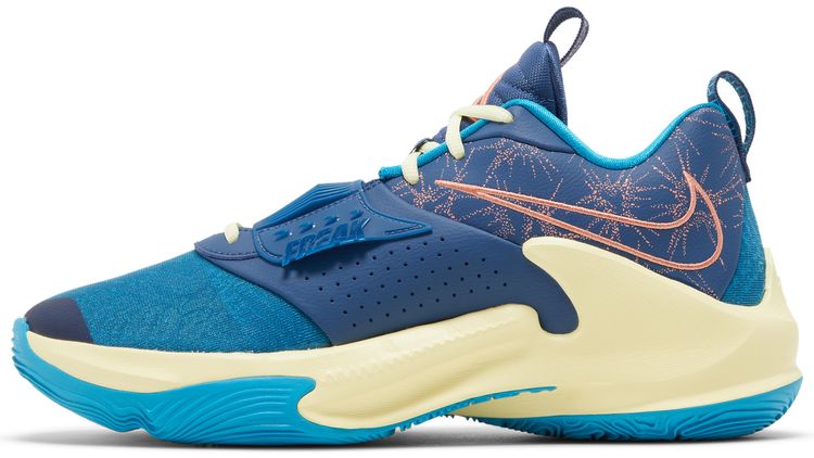 Nike Zoom Freak 3 NRG Valentines Day