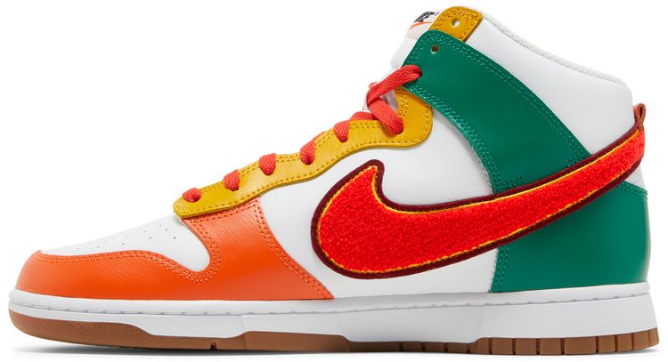 Nike Dunk High Chenille Swoosh