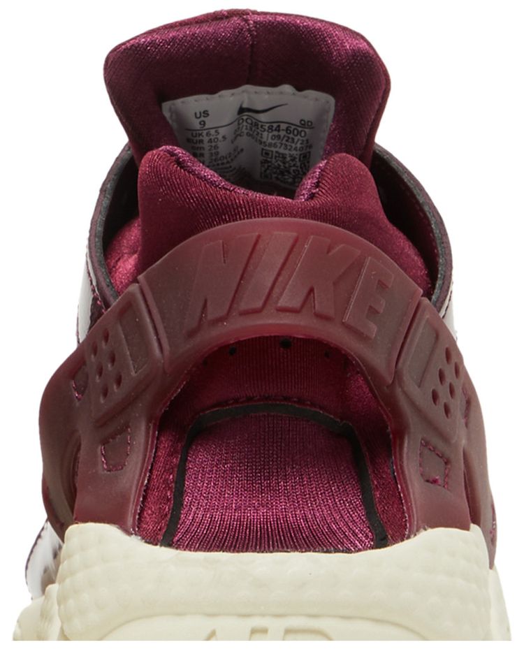 Nike Wmns Air Huarache Dark Beetroot
