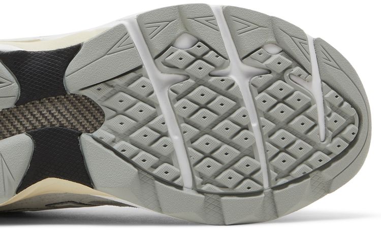 YCMC x 990v3 Made in USA Nimbus Cloud