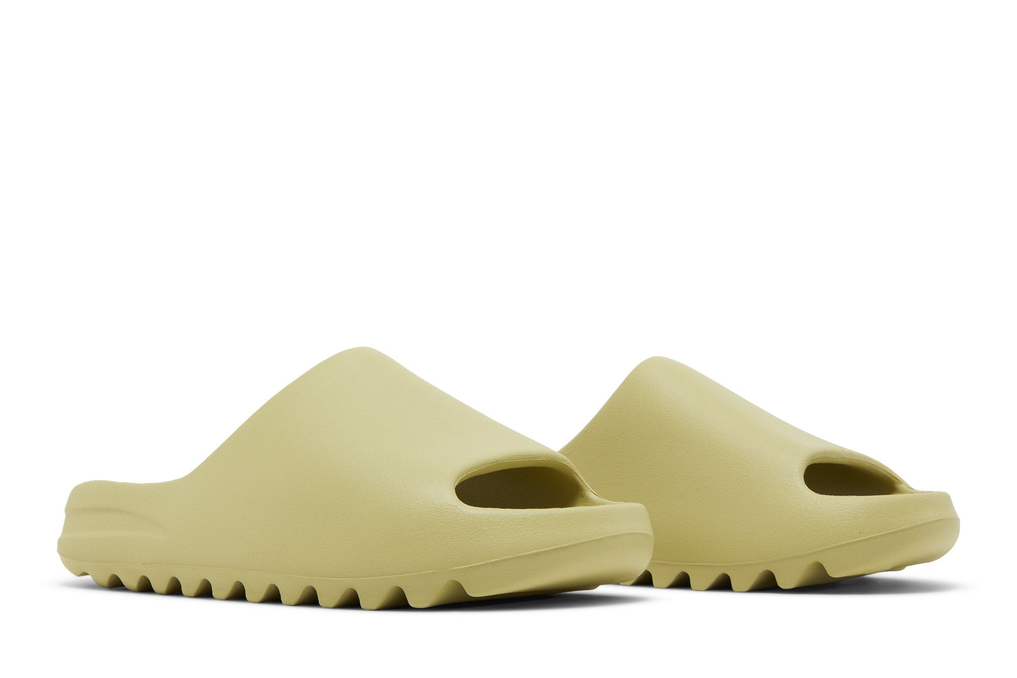 Buy Yeezy Slides 'Resin' 2022 - FZ5904 | GOAT