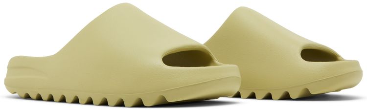 Yeezy Slides Resin 2022