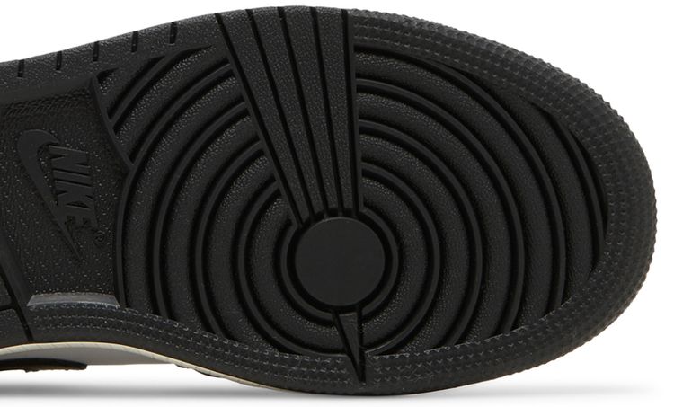 Air Jordan 1 Mid SE GS Wear Away