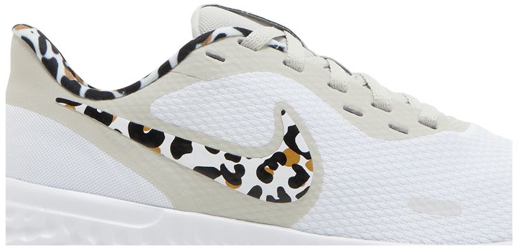 Nike Wmns Revolution 5 Premium Leopard