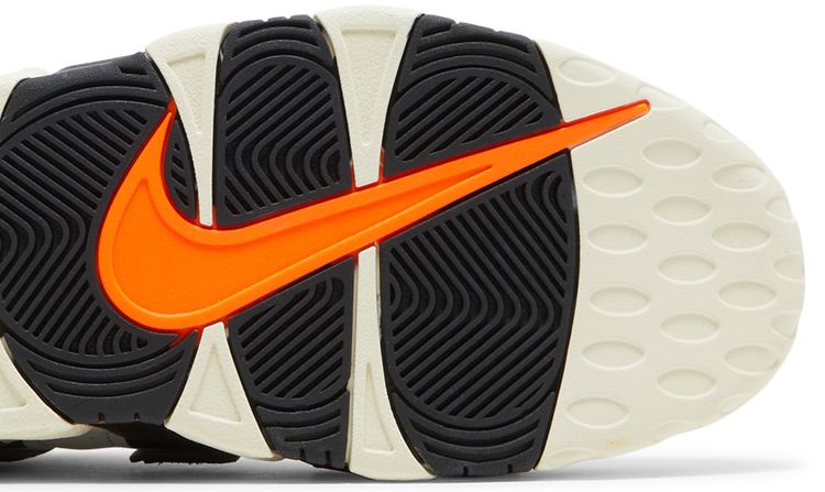 Nike Air More Uptempo Hoops